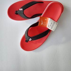 Nike new flip flip